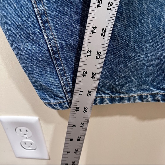 NWT We The Free Good Luck Mid-Rise Barrel Jeans Color: Ultra Light Beam size 25 - Picture 7 of 12